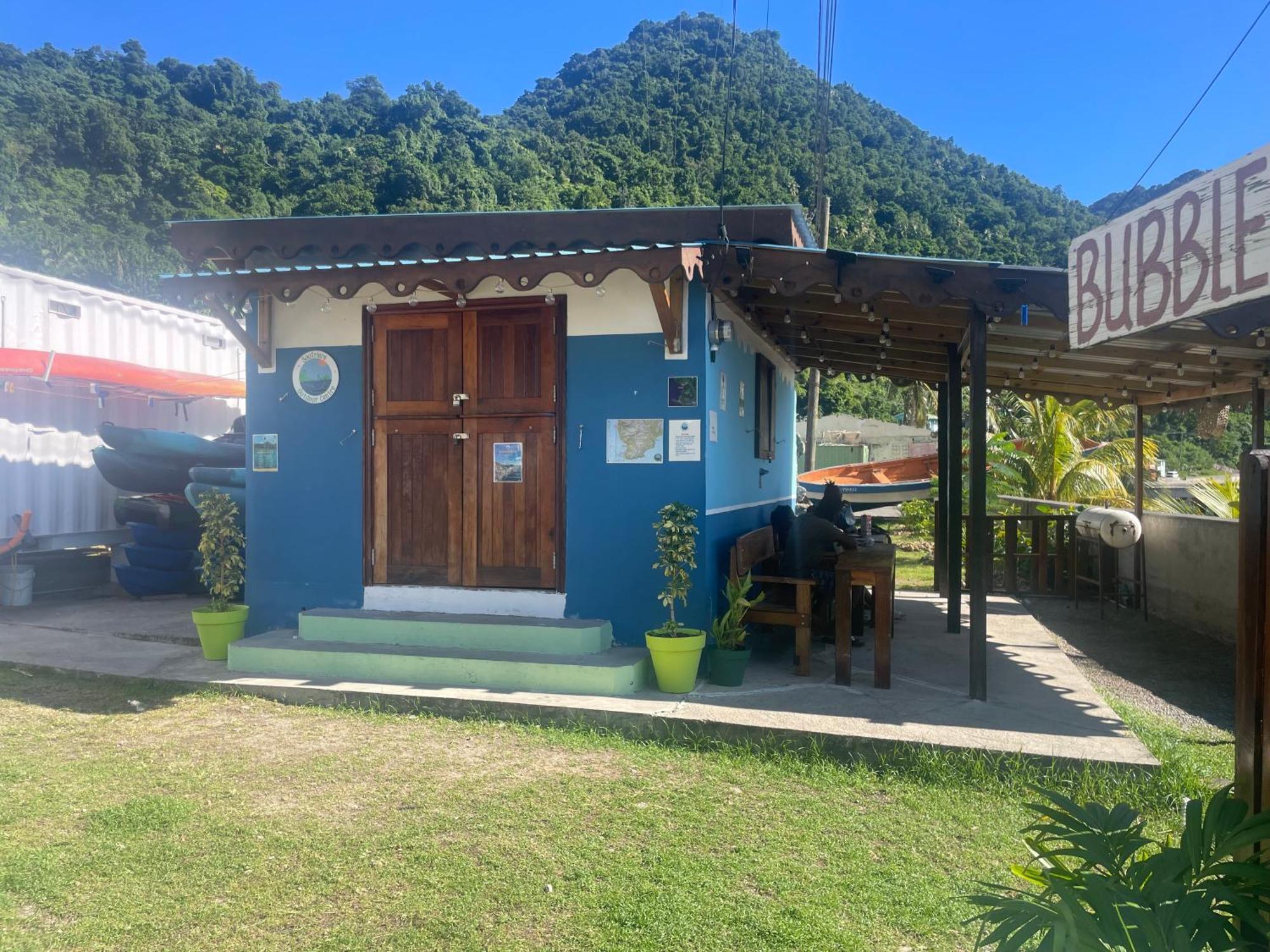 Rainbow Heights Apartment, Soufriere Eksteriør bilde