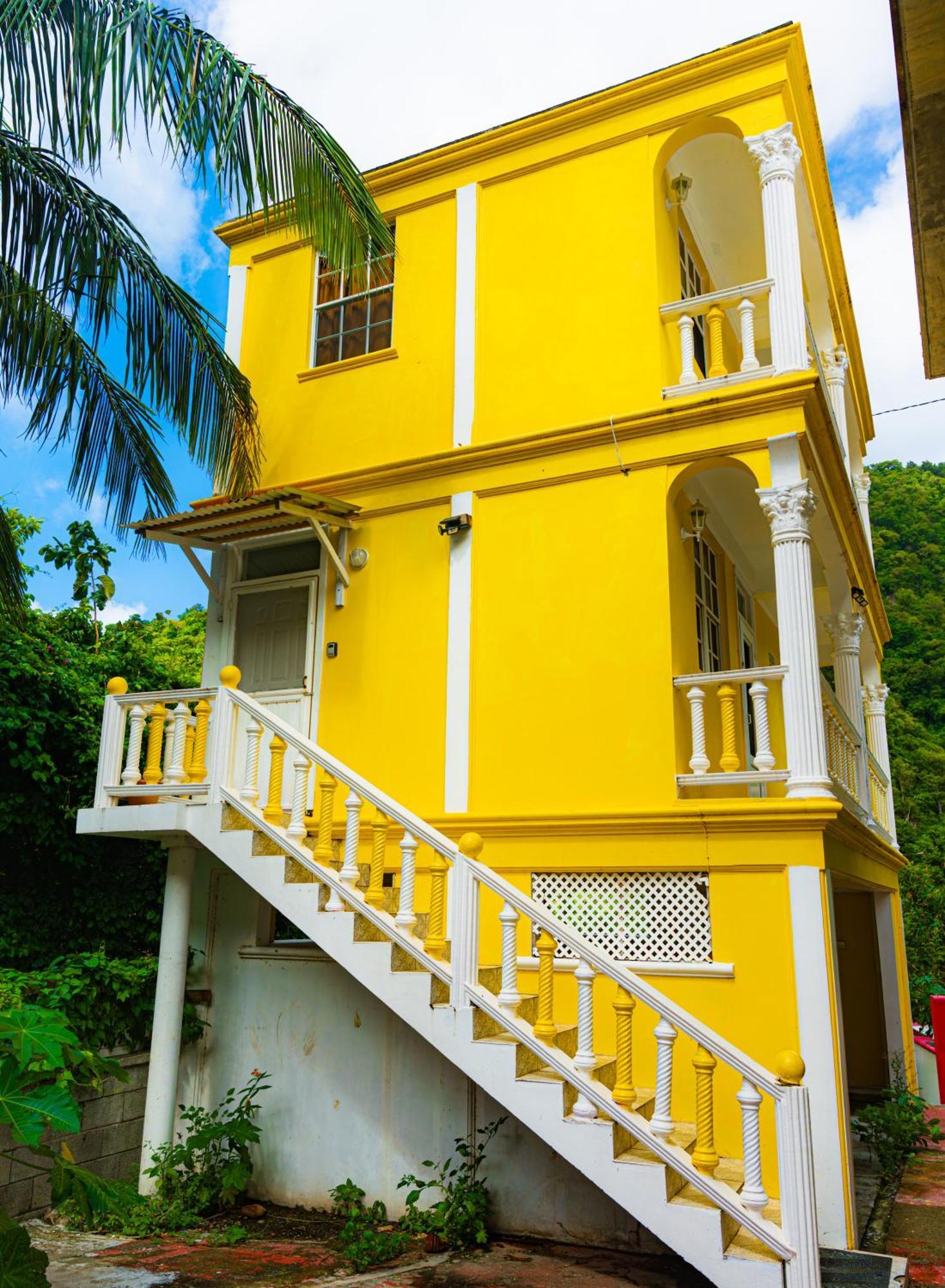 Rainbow Heights Apartment, Soufriere Eksteriør bilde